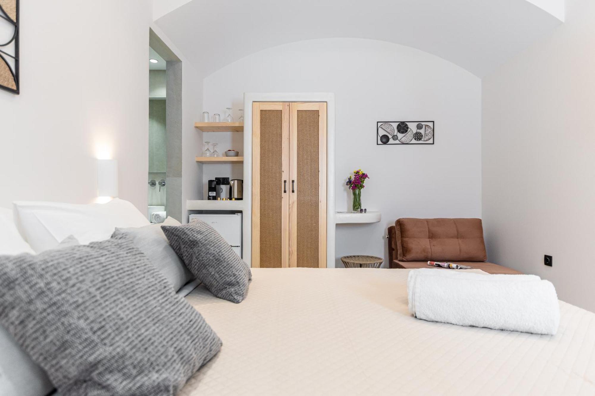 Adama'S Suites Naxos City Oda fotoğraf
